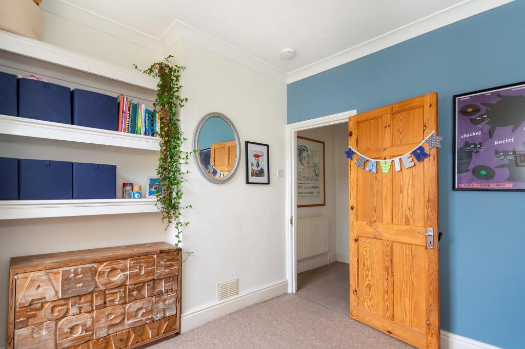 0B9RHD - Bedroom A.jpg