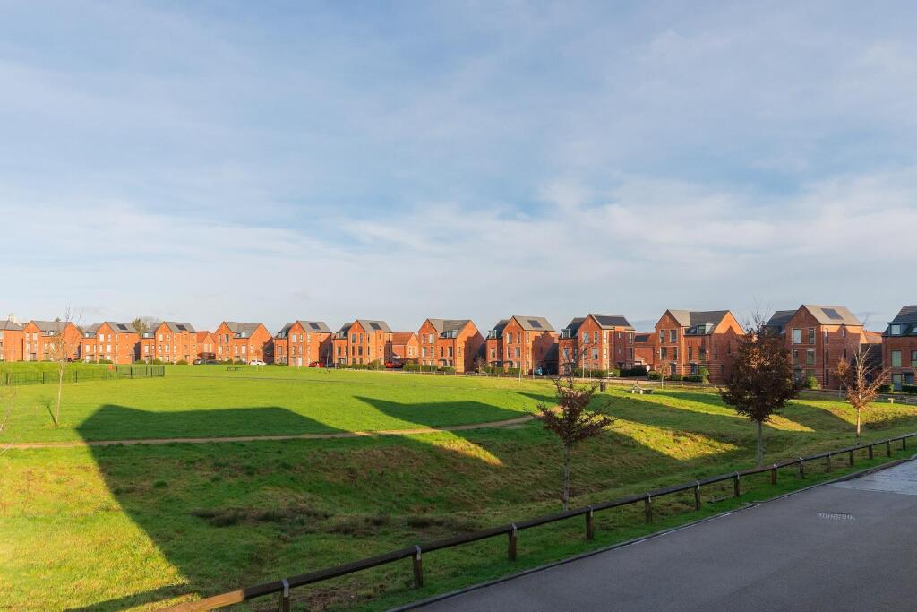 0M8RFP - External A.jpg