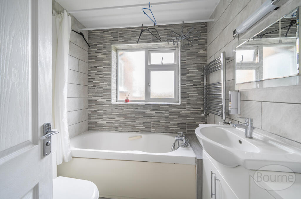 b9d59310-79ab-461...