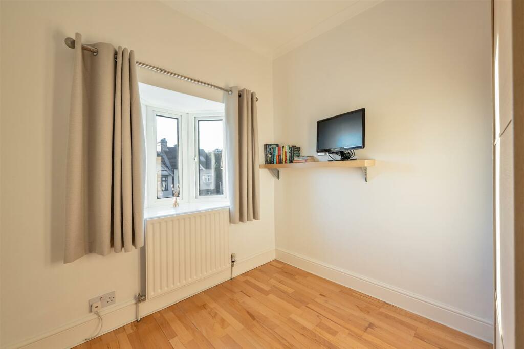 East View E4