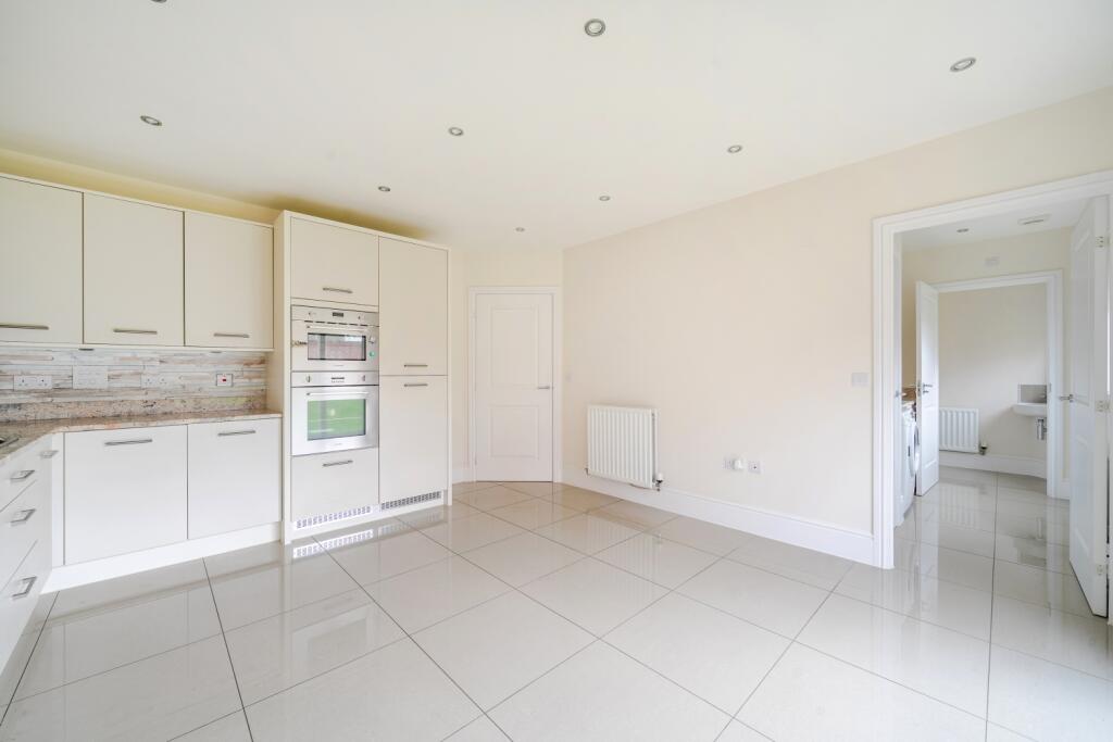 1364062-5-68ee3a28011a6