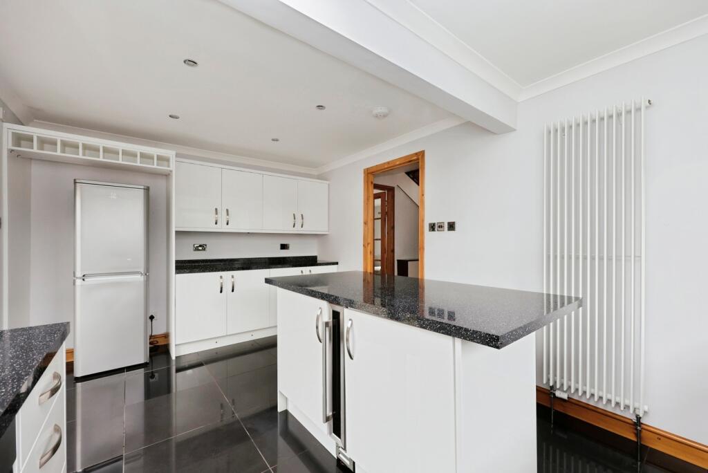 Kichen/Dining Rm