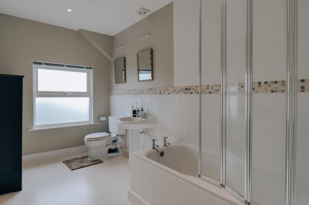 Family bathroom
