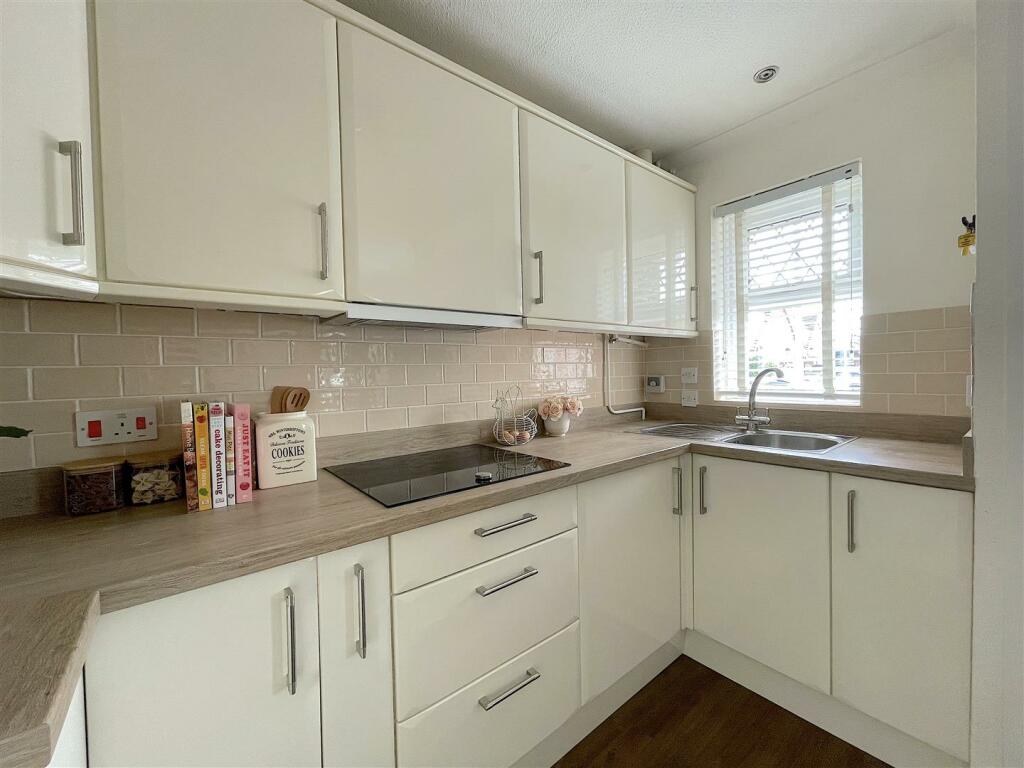 Kitchen (1).jpeg