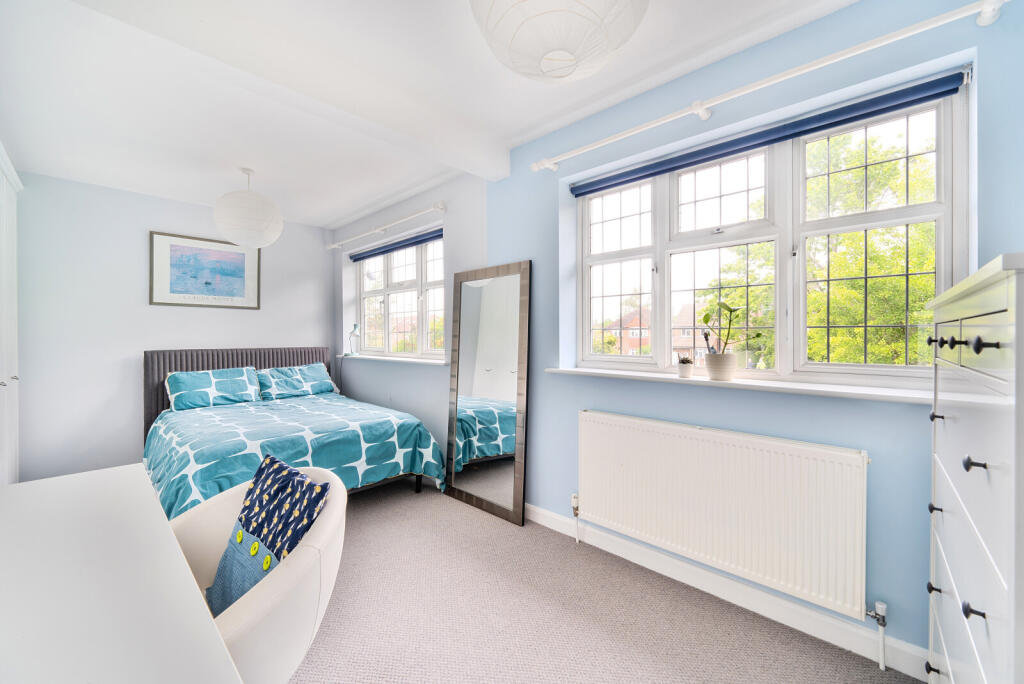 1309952-19-684aa3...