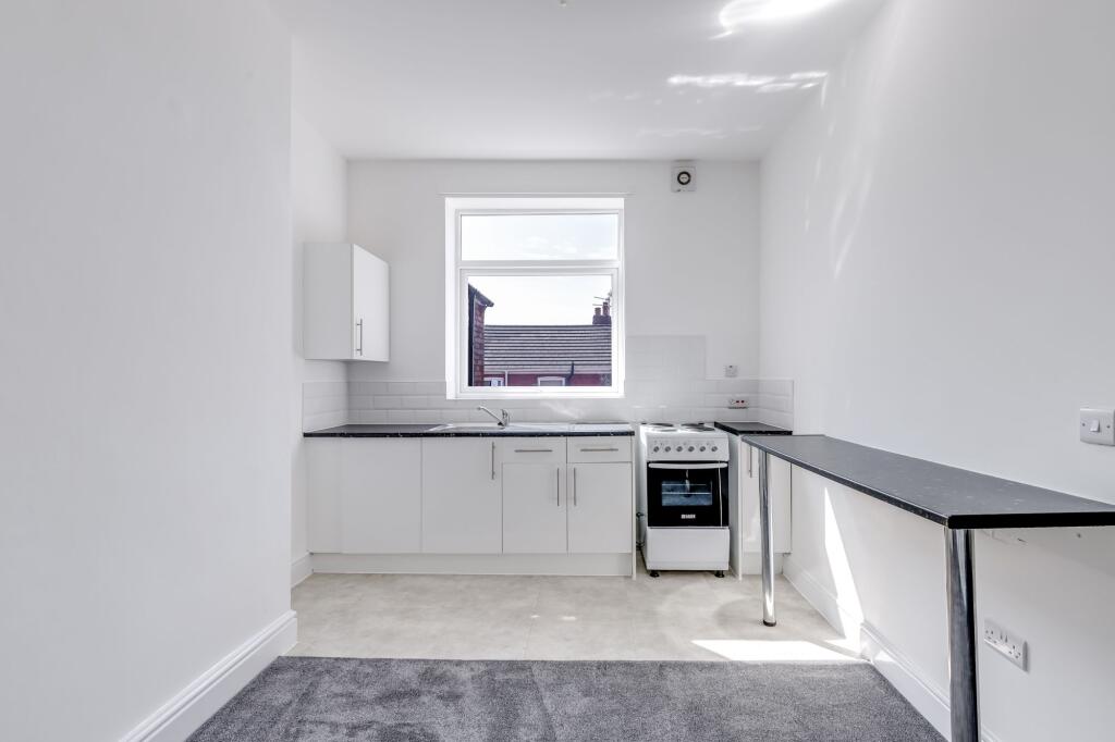 Kitchen/Dining/Living room