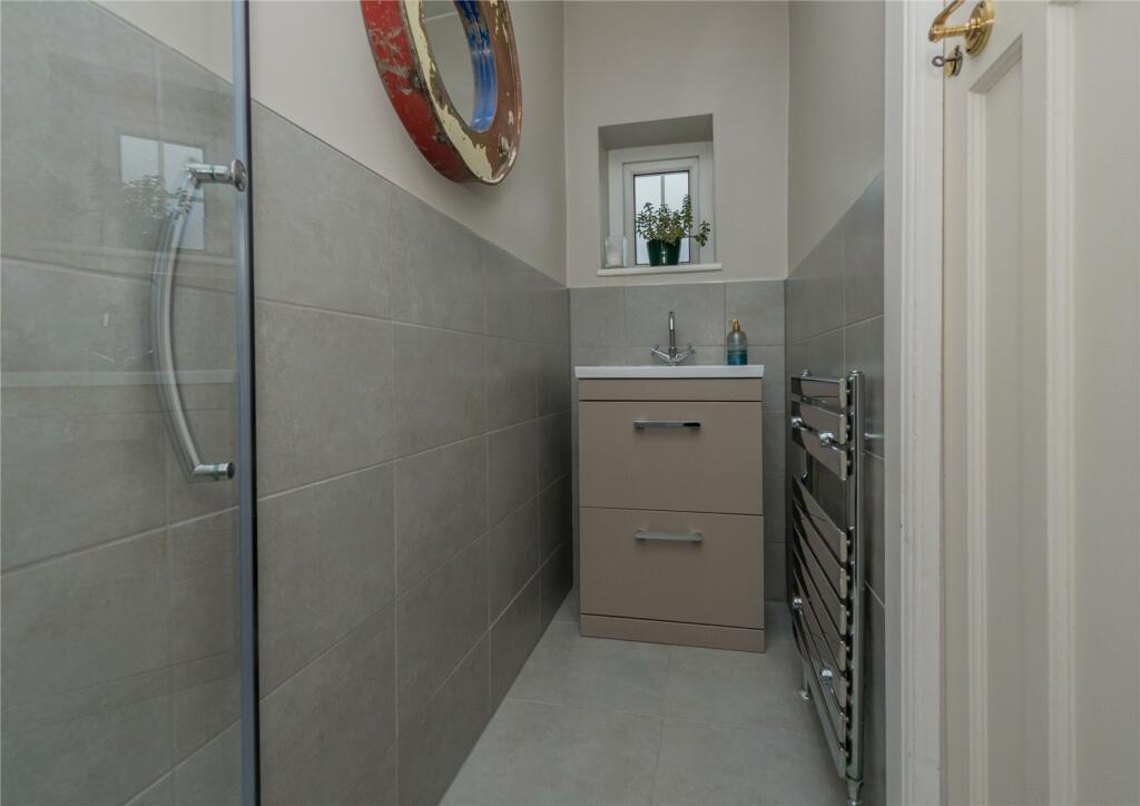 Ensuite Bathroom