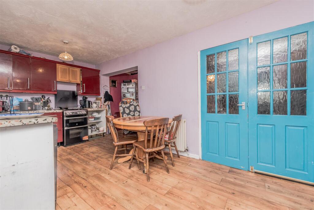 Fitted Dining Kitchen: