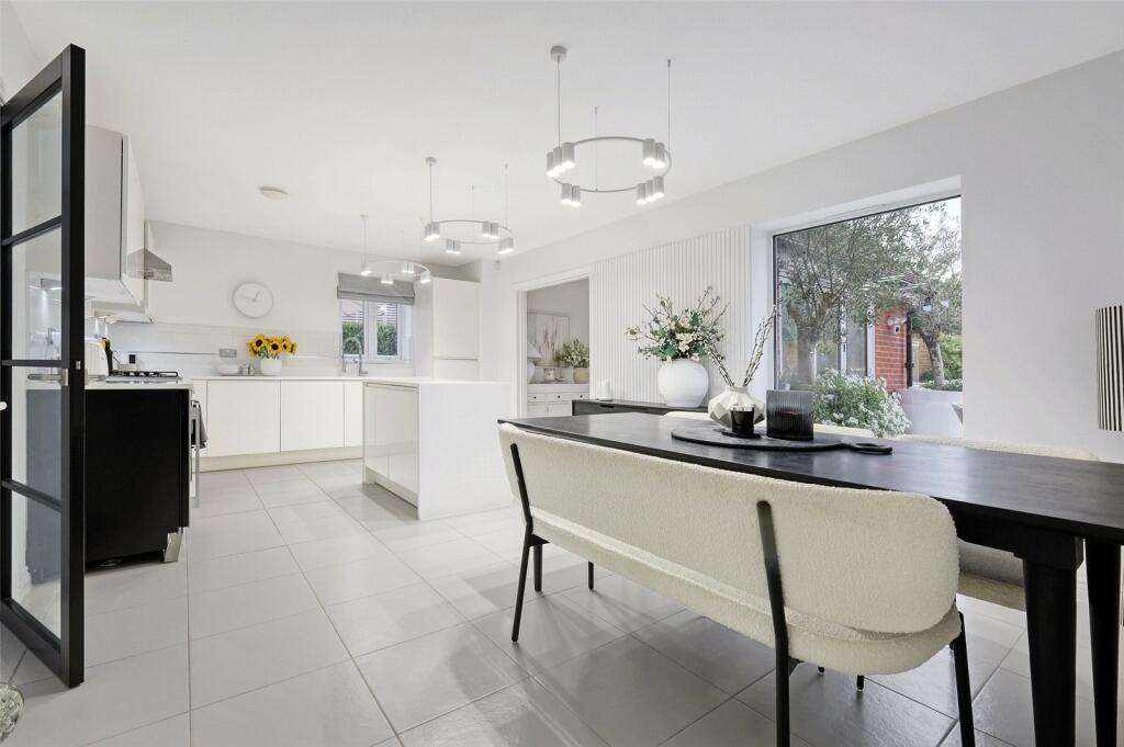 Kitchen/Breakfast