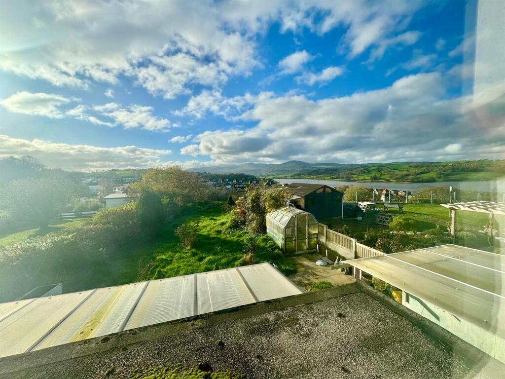 PHOTO-2025-11-17-21-14-16 (13).jpg