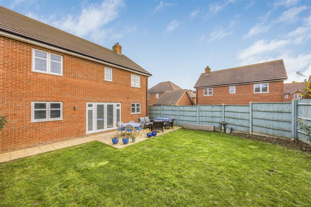 1 Foster Close, Emsworth-PorticoMarketing-Nexa-42.