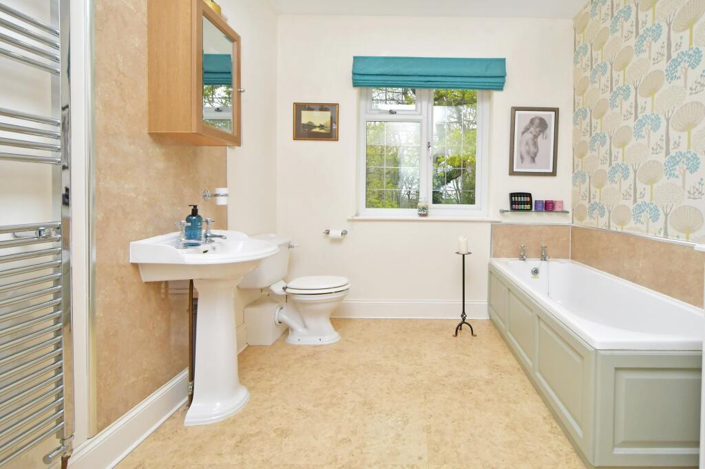 Master en-suite