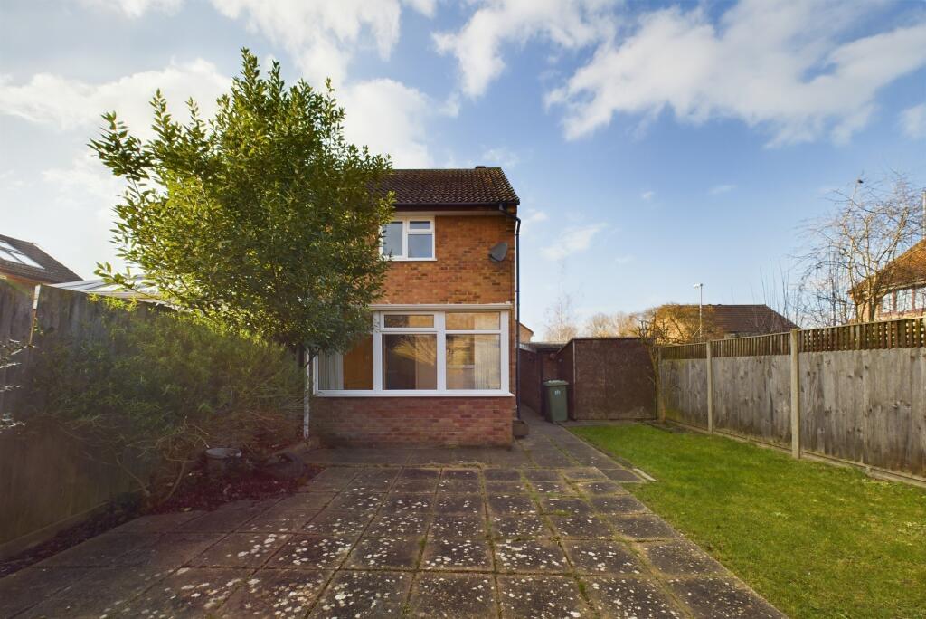 CAM02545G0-PR0328-STILL009