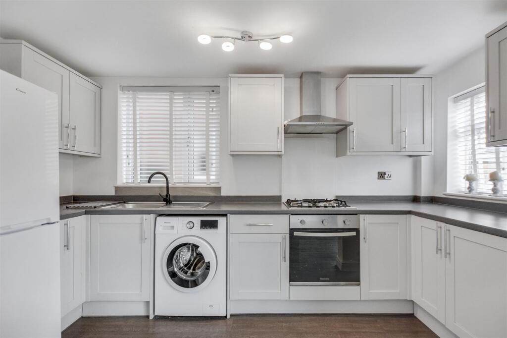 Kitchen_1.jpeg