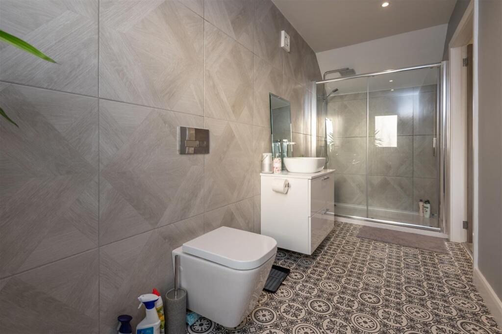 En-suite Shower Room