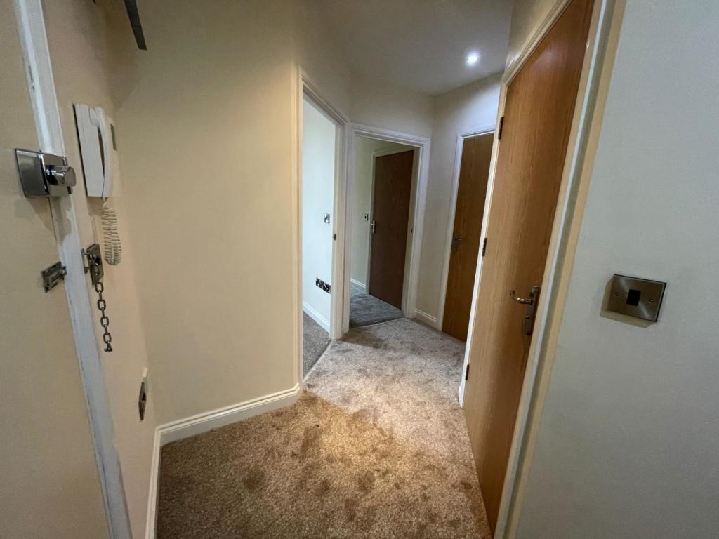 hallway 2.jpg