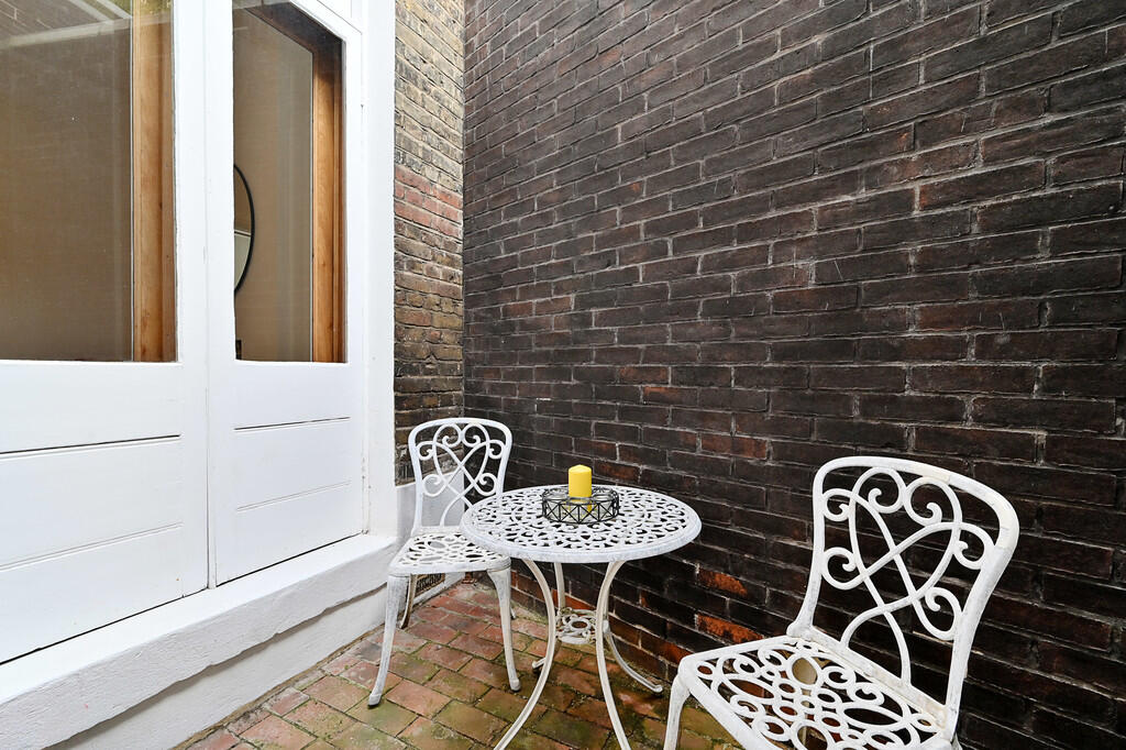 37-Lauriston-Road...