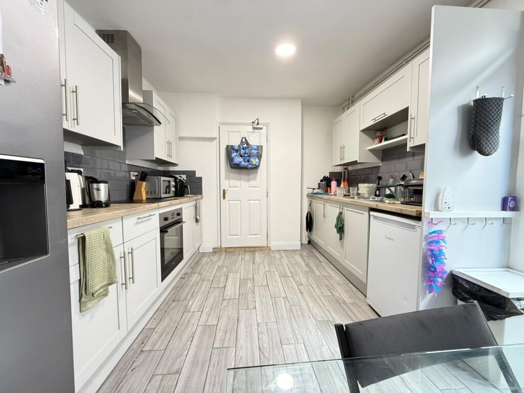 191dd003-fdce-4df1-ae8f-d72b34fed934