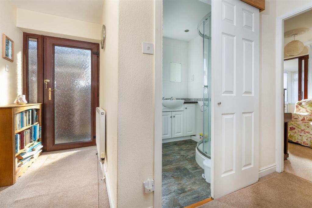 9 Holly Close, Moira