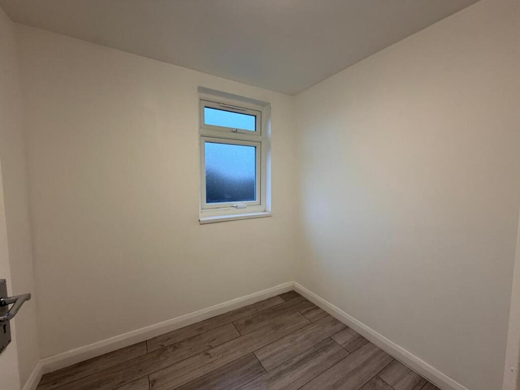 WhatsApp Image 2025-12-04 at 14.29.21 (8).jpeg