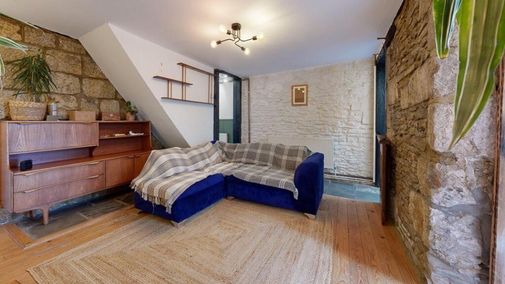 Southwell-Street-Bedroom 2.jpg