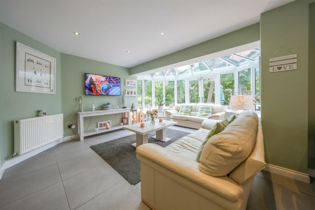 DINING ROOM/KITCHEN/ORANGEREY