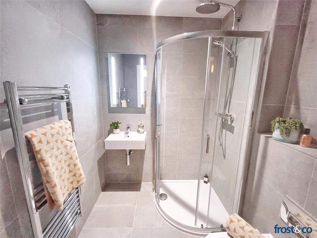 Ensuite