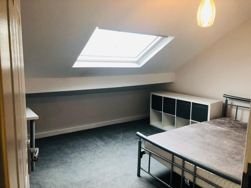 Attic bedroom.JPG