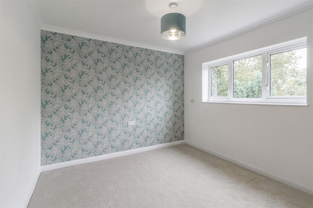 7 Church Close, Blackfordby