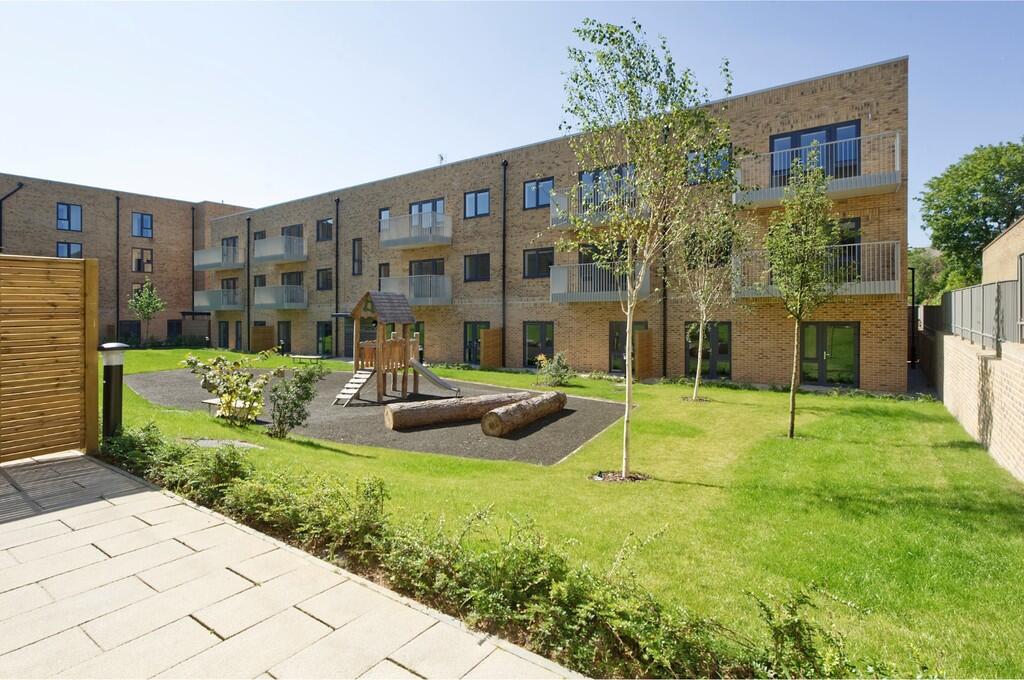 e350613f-81ce-43c...