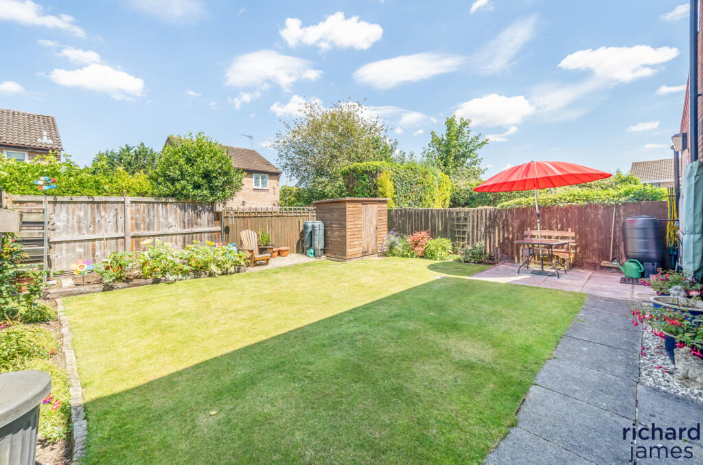 3cf6aee7-0cb4-43f...