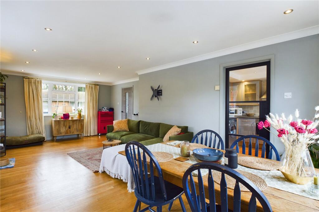 Living / Dining Room