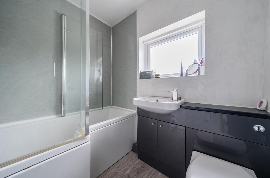 1305303-8-6842fb5...