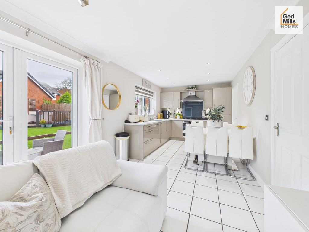 CAM04261G0-PR0116...