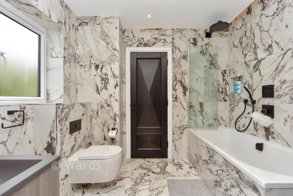 Jack And Jill En-Suite