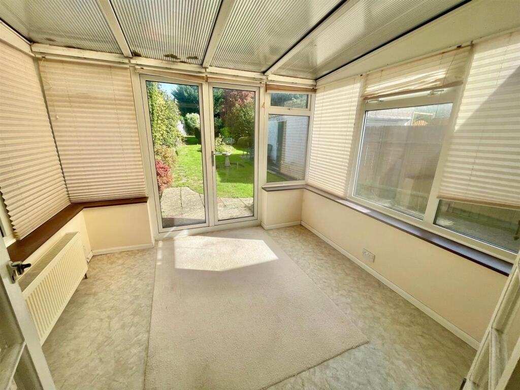 60 Westland Drive Conservatory.jpg