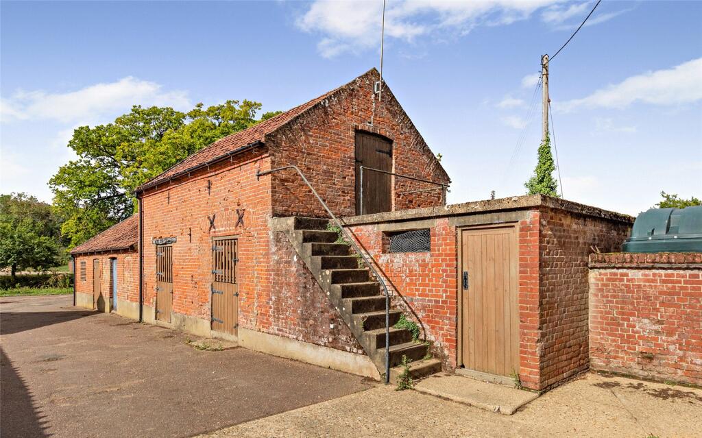 Coach House