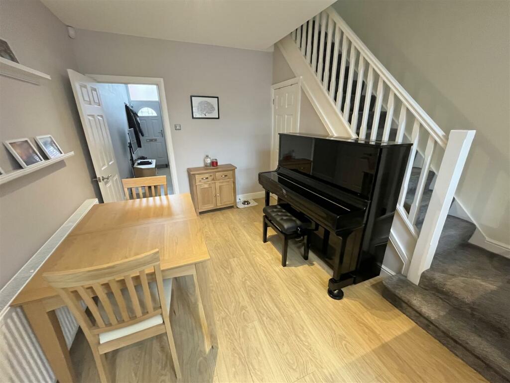 Dining Kitchen Aspect 3.jpg