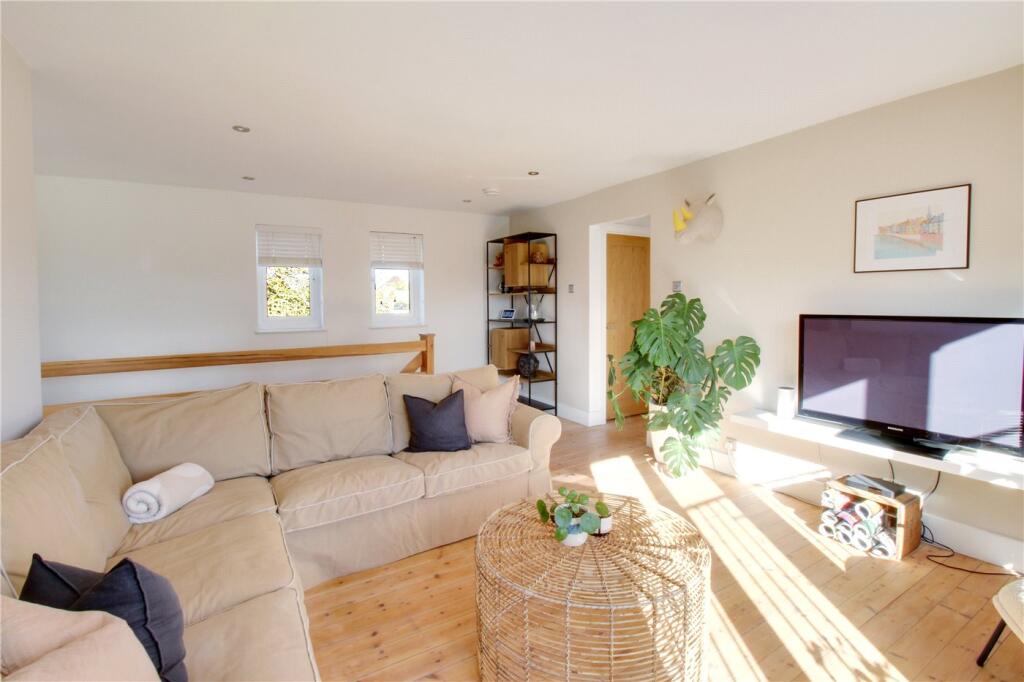 Upstairs Lounge
