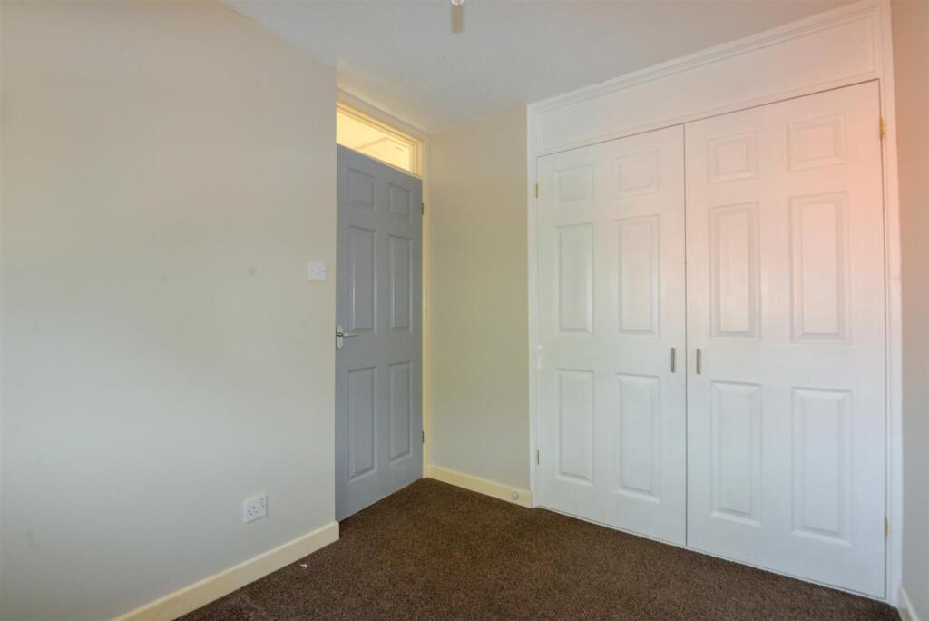 Bedroom2 2.jpg