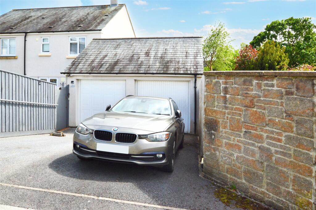Driveway &amp; Garage