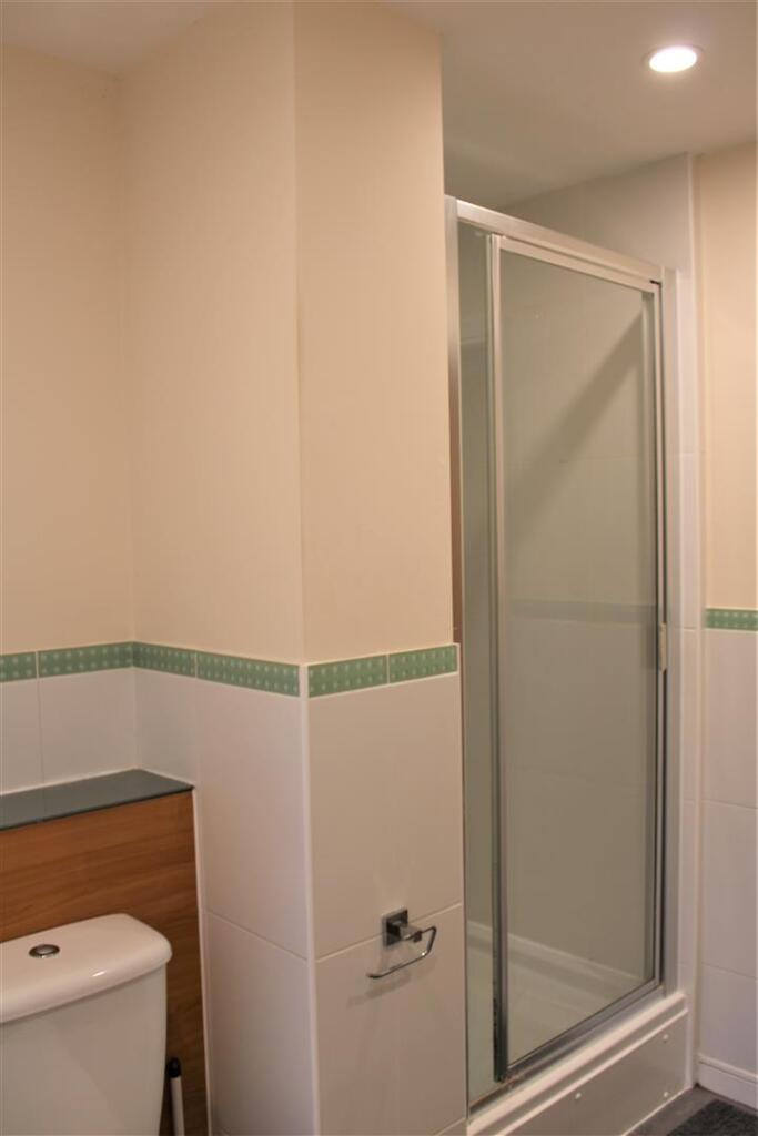 Main shower room cub