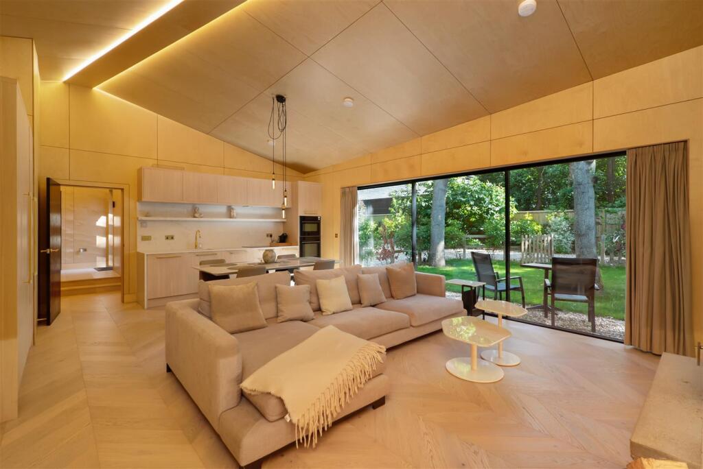 Willow Road, Whitstable