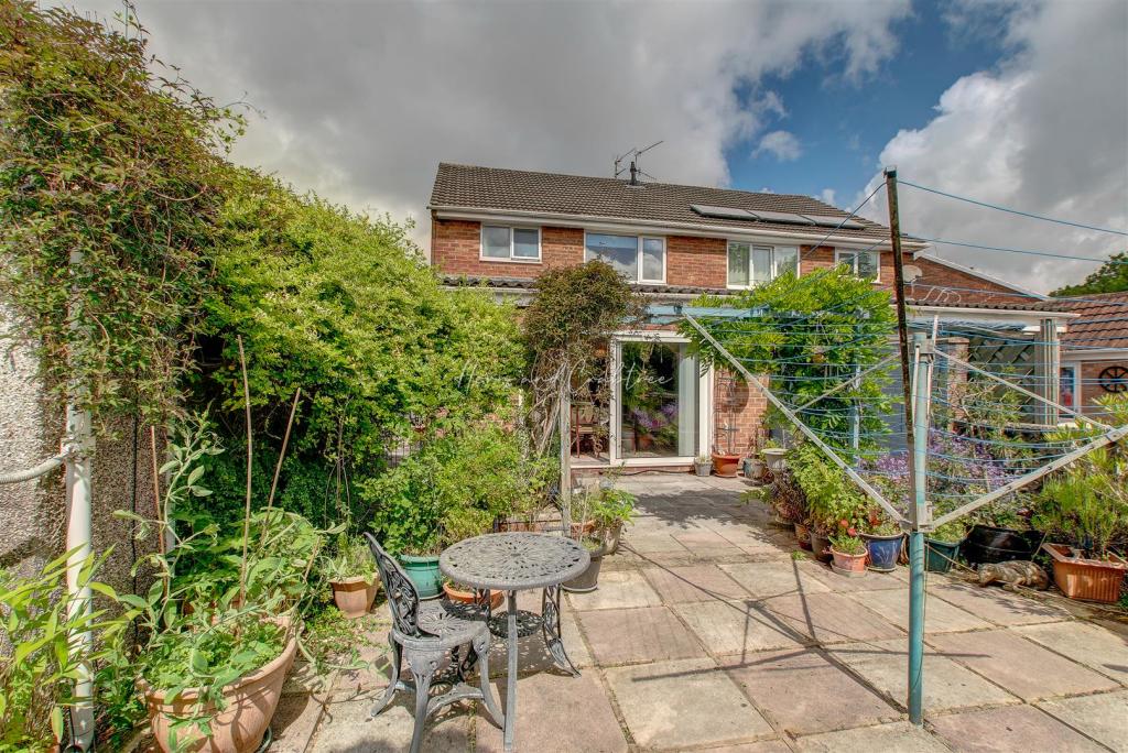 Roundwood, Penylan, HernCrabtree_ (16).jpg