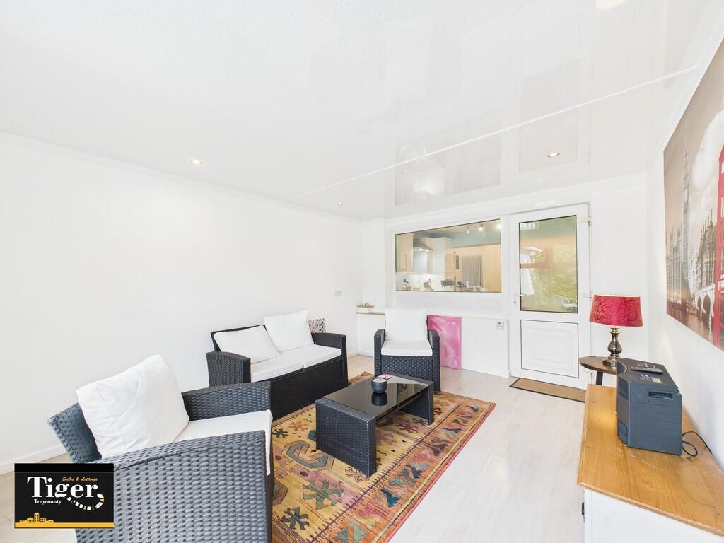 CAM03440G0-PR0309...