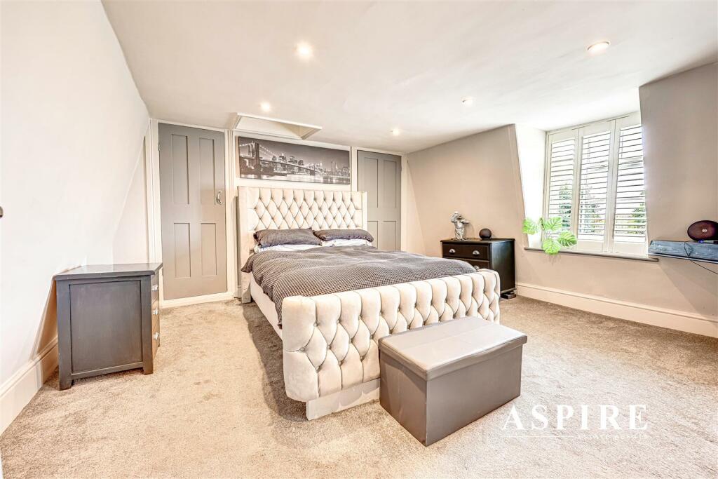 Aspire Estate Agents1028.jpg