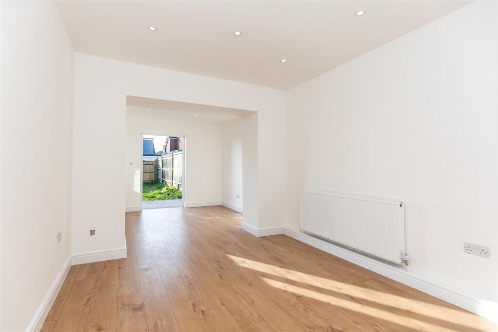 Living / Dining Room