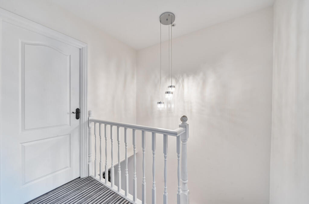 1328528-8-687fcb0...