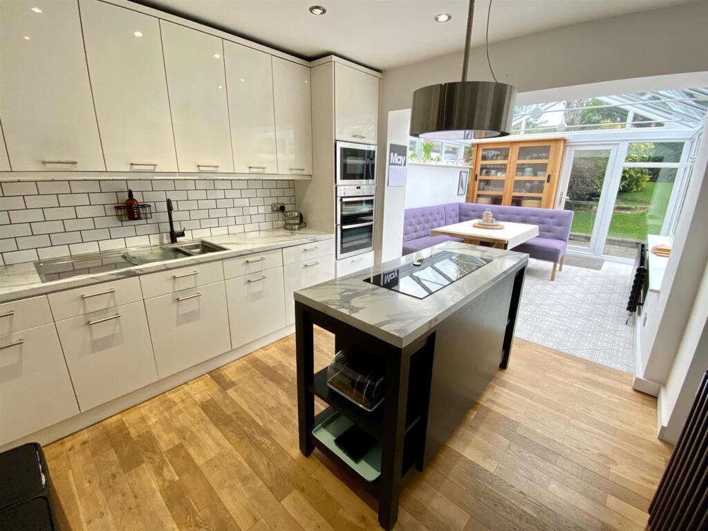 priory way 78 kitchen 2.jpg