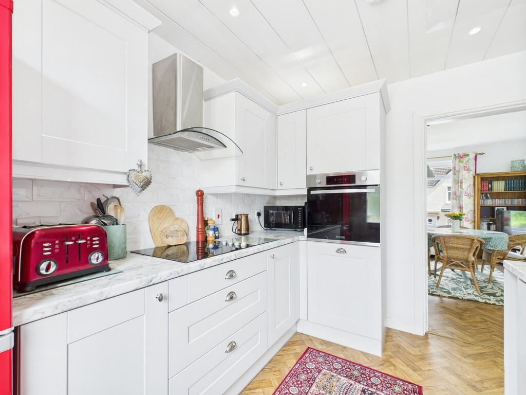 CAM05526G0-PR0011...